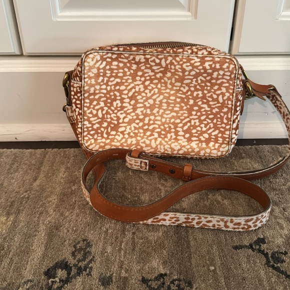 Madewell "The Transport Camera Bag" Animal Spot Calf Hair Edition - Picture 6 of 10